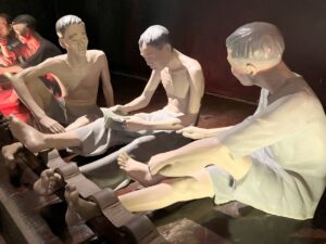 ホアロー収容所