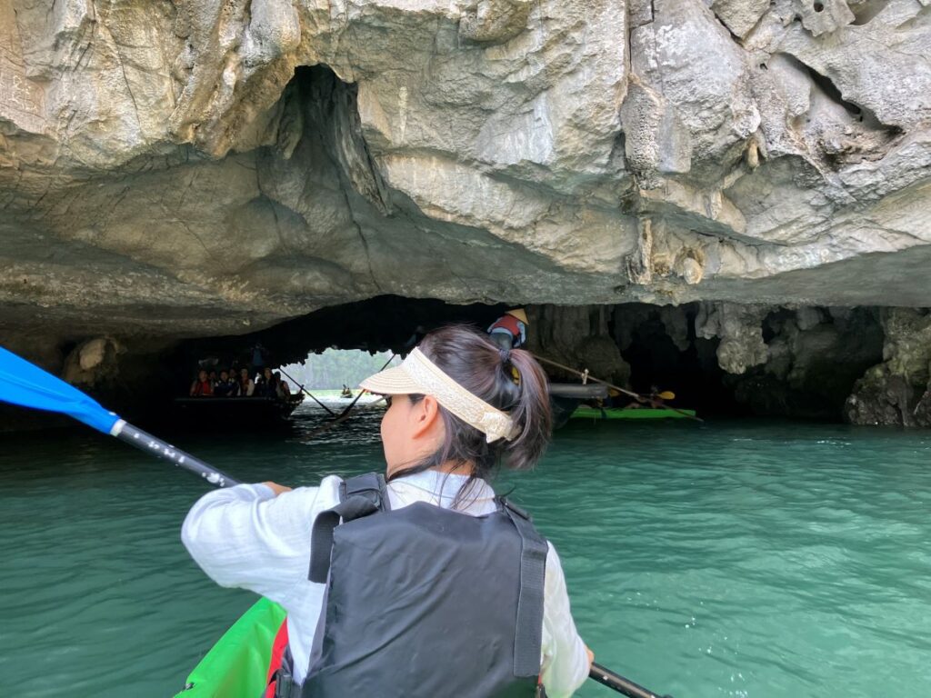 ハロン湾・ルオン洞窟